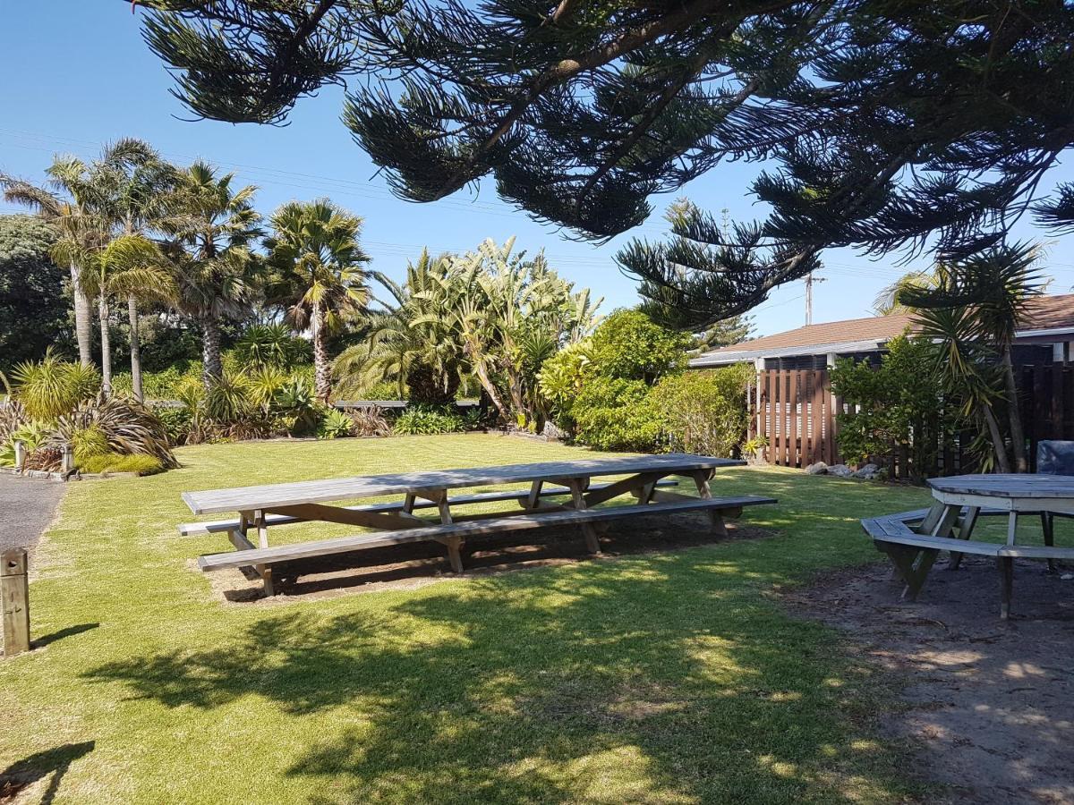Beaches Motel Waihi Exteriér fotografie